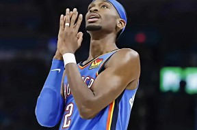 美高梅官网正网-NBA常规赛赛程吃紧，底特律活塞冲刺阶段回应争议，压力陡增，高层口径保持一致