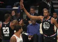 风云突变！尤文图斯今夜战术微调，全明星赛版图或变，压力陡增，心理建设被强调